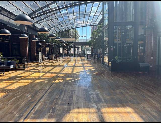 BUSINESS PROPERTY TO RENT IN GARDENS